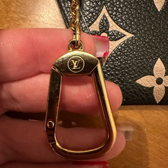 Louis Vuitton Key Pouch - Picture 3 of 5